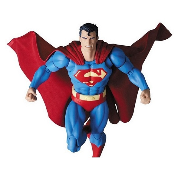 Mafex N°117 Batman Hush Superman - Universe Toys & Collections